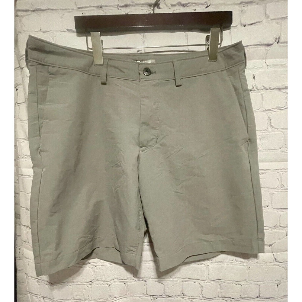 The North Face Mens Chino Hiking Shorts Sz 36 Nylon Stretch zip cargo pocket EUC